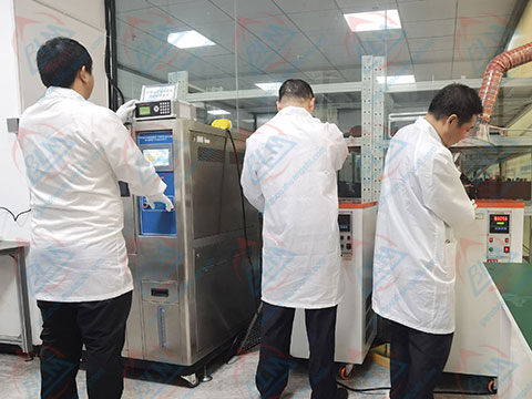 熱工成年人免费看片网站實驗室圖片