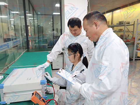 電學成年人免费看片网站試驗室圖片