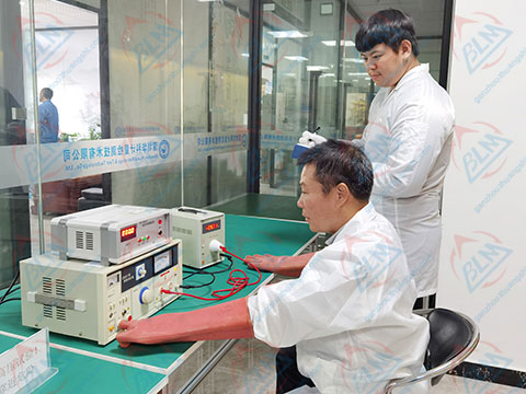 電學成年人免费看片网站試驗室圖片